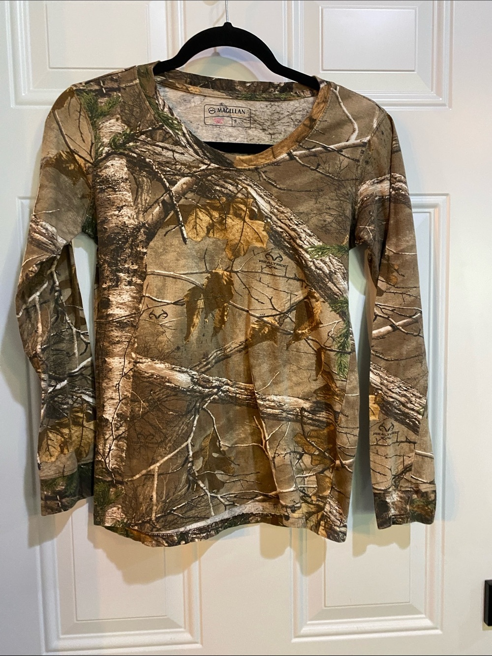 Magellan Outdoors Women's Long Sleeve Camo Tee in Brown and Green